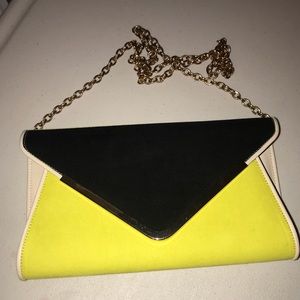 Aldo chain clutch